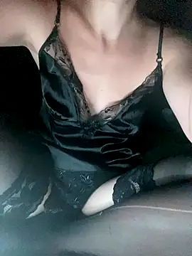 Leaa2000 online show from October 25, 9:43 pm