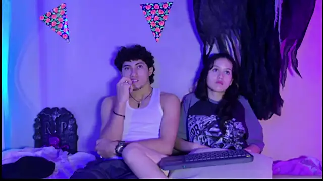 Laura and Kevin online show from October 8, 3:27 pm