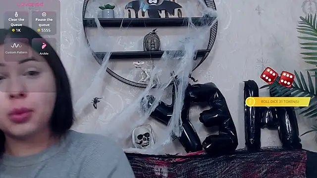 AnaysDivine online show from October 23, 3:01 am