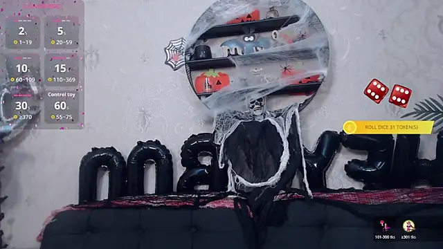 AnaysDivine online show from October 28, 4:07 am