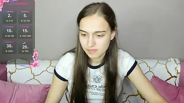 Alisa  Kelly online show from October 6, 1:33 am