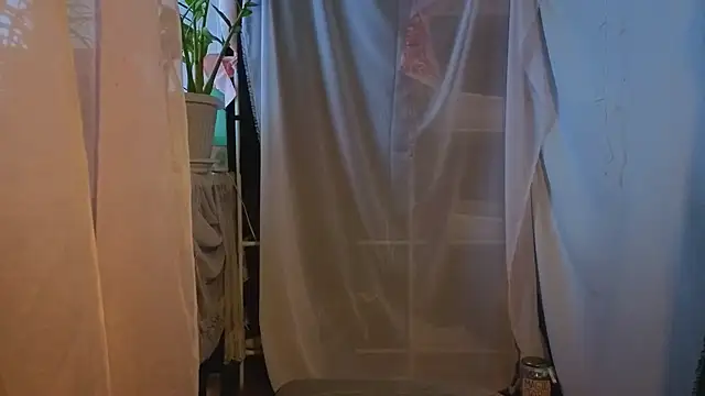 HoneyLem0n online show from November 10, 4:51 am