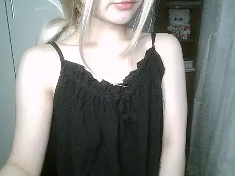 Annabelle-e online show from March 12, 10:01 pm