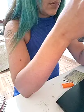 euahotmarii20 online show from October 16, 3:09 am