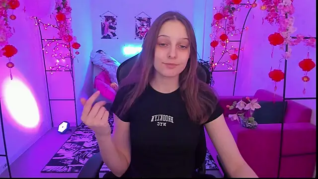 JenniferKiim online show from April 7, 1:18 am