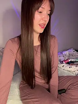 Veliora online show from March 24, 6:35 pm