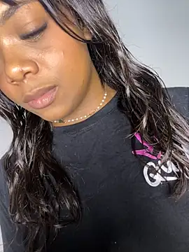 SereiaHott online show from November 18, 8:43 pm