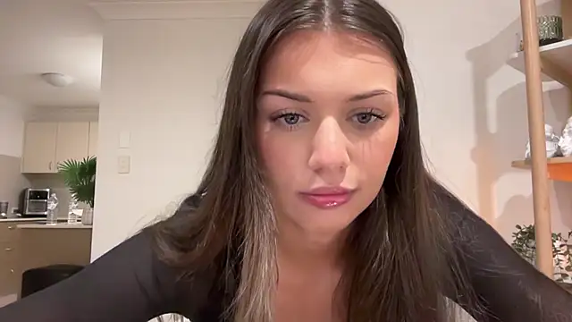 Snapshot of cassiess1 chatting on September 18, 11:58 pm cassiess1 online show from September 18, 11:58 pm
