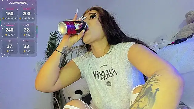 BettyKristal online show from October 28, 4:57 pm