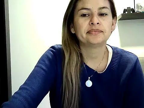 Valery  Rouse  online show from May 25, 11:42 am