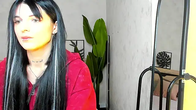 Lynn Martin online show from May 3, 12:58 am