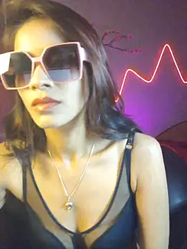 royeoy22 online show from May 14, 11:27 am