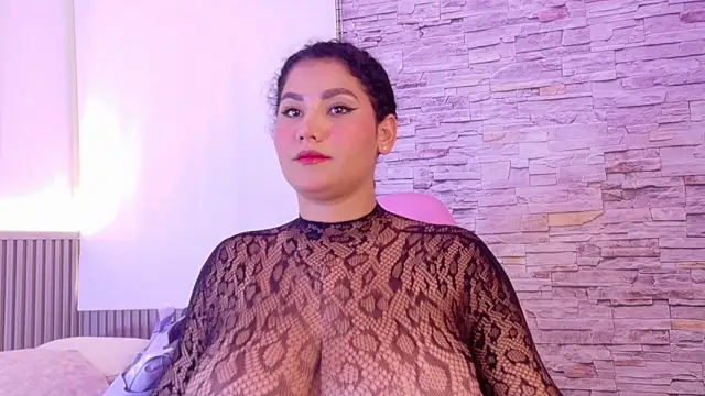 liz monserrat 1 online show from May 12, 7:53 pm