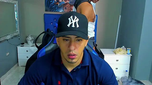 AngelAndChris online show from September 22, 12:25 pm