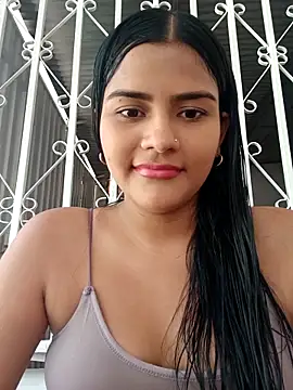 daringxxxhot online show from September 13, 7:11 pm