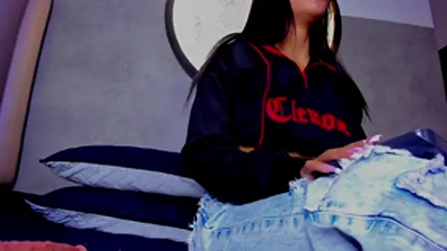 honny 23 online show from March 27, 7:36 pm