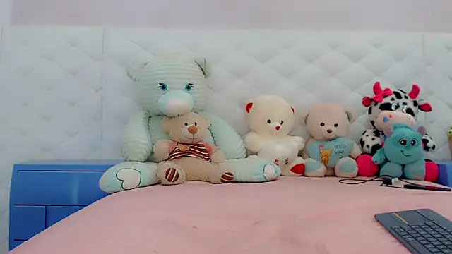 hanna sweett34 online show from December 2, 3:14 pm