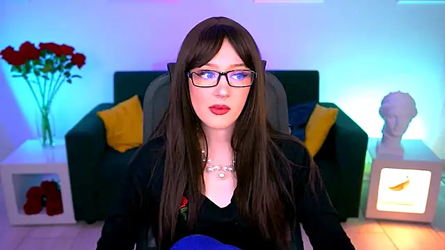 AliceWelch  online show from September 27, 10:00 am