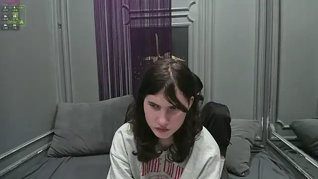 ViviaraNGendy online show from October 31, 3:38 pm