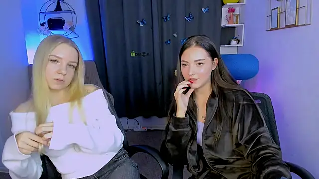 leyla hottie online show from October 1, 5:07 pm