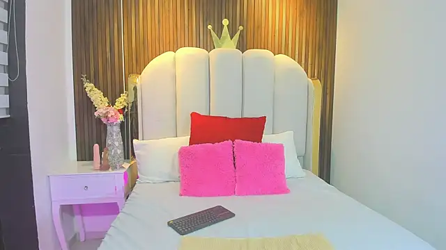 Snapshot of Alisson_Skinny chatting on September 30, 11:49 am Alisson Skinny online show from September 30, 11:49 am