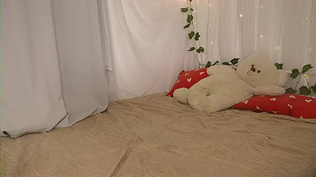 welcome to forever online show from October 18, 3:48 pm