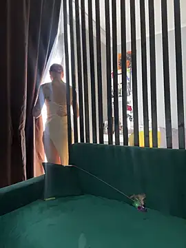 LittleFox    online show from March 27, 6:48 am