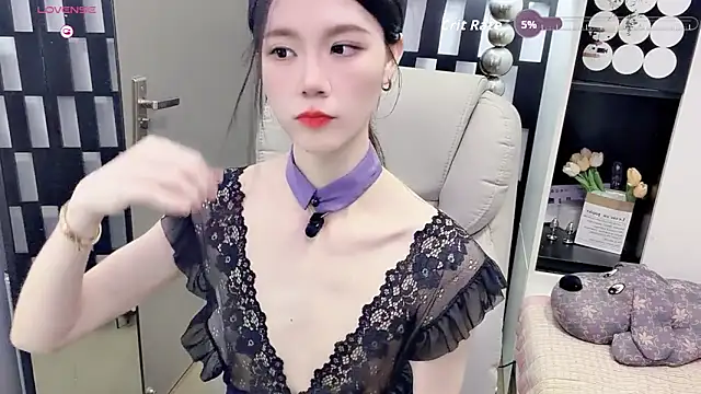 Yueyue-MM online show from May 17, 10:36 am