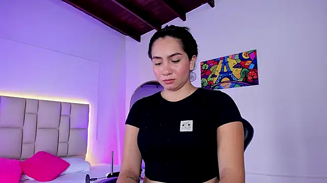 laura  carmona online show from September 20, 12:25 pm