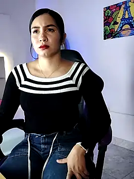 laura  carmona online show from September 24, 12:04 pm
