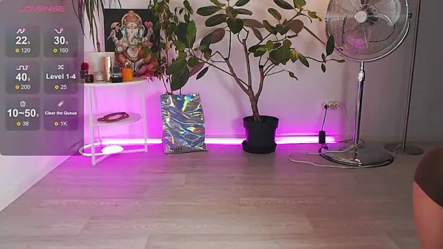 ChloeSummers online show from October 15, 2:19 pm