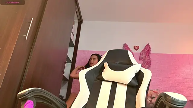Scarlett099 online show from October 1, 9:20 pm