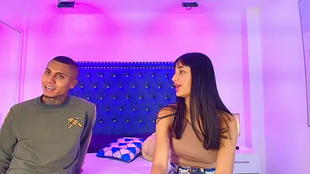 Damian and roxanne online show from April 21, 12:45 pm