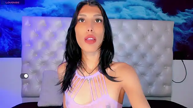 Honey Moontsts online show from May 21, 12:03 pm