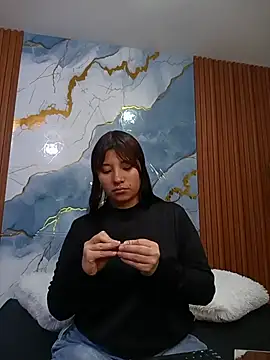 Zulema R1 online show from May 21, 11:03 pm