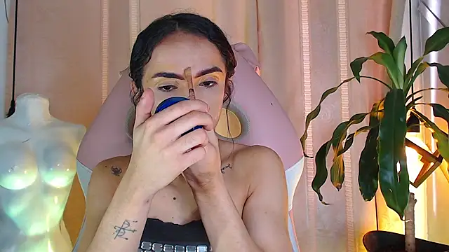 Cristal Gem1 online show from May 22, 12:14 pm