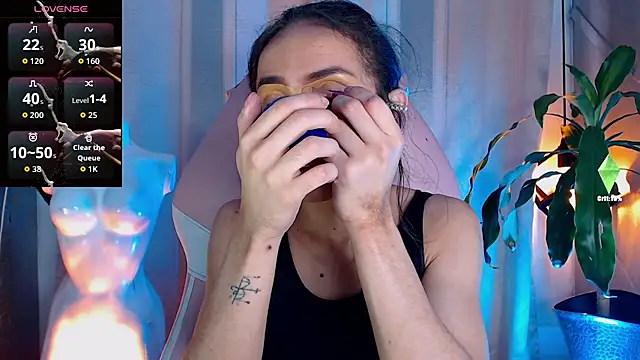 Cristal Gem1 online show from May 11, 11:56 am