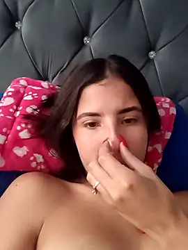 Liagni0 online show from December 4, 7:25 pm