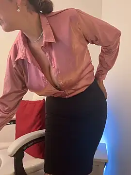 Paty chic online show from May 22, 2:37 pm