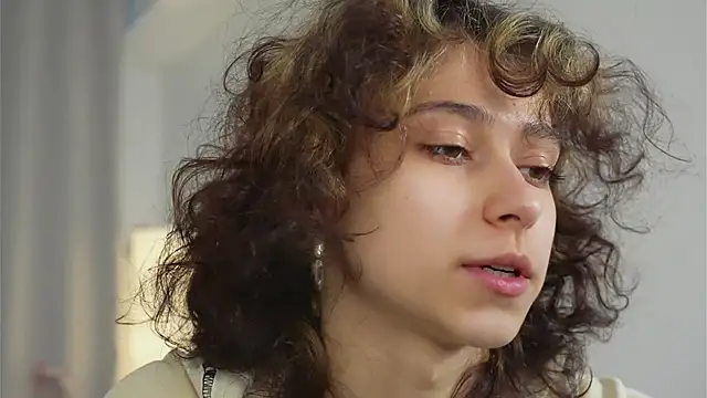 MimiLicks online show from October 13, 7:33 am