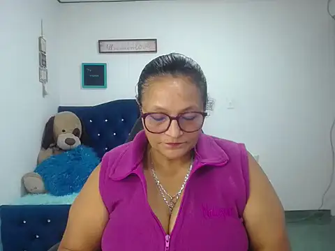 Snapshot of _Cristal chatting on September 10, 6:08 pm Cristal online show from September 10, 6:08 pm