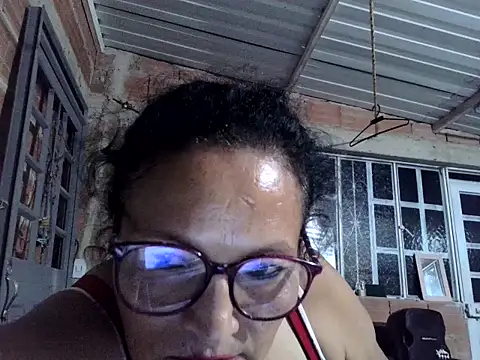 Snapshot of _Cristal chatting on September 27, 2:19 am Cristal online show from September 27, 2:19 am