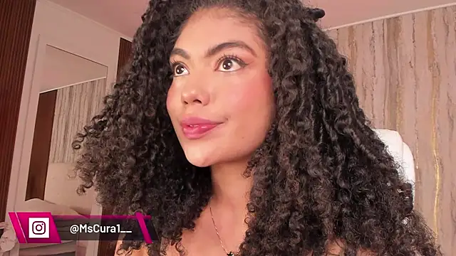 miss curazao online show from May 11, 1:02 pm