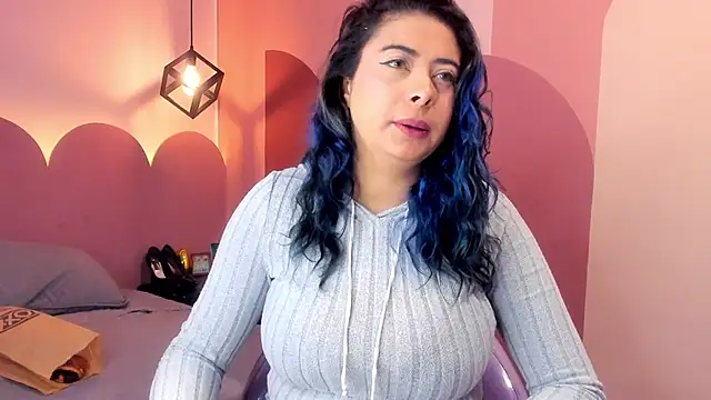 ValeryBoobs1 online show from May 22, 1:20 pm