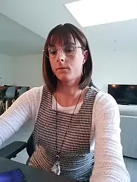 jenny5962 online show from January 13, 2:10 pm