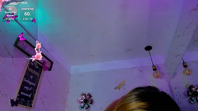 Natasha-Adams online show from April 8, 9:28 pm