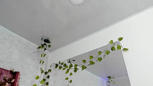 AnyaJay online show from December 20, 10:58 pm