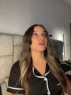 AnnyLopezzz  online show from May 19, 5:58 am