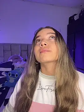 AnnyLopezzz  online show from February 24, 5:28 am