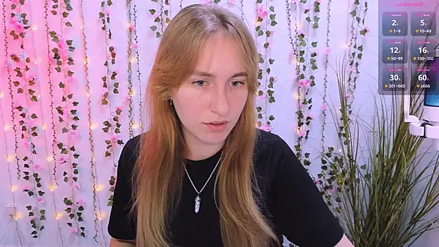 Snapshot of beauty_ginger_ chatting on September 18, 12:58 pm beauty ginger online show from September 18, 12:58 pm